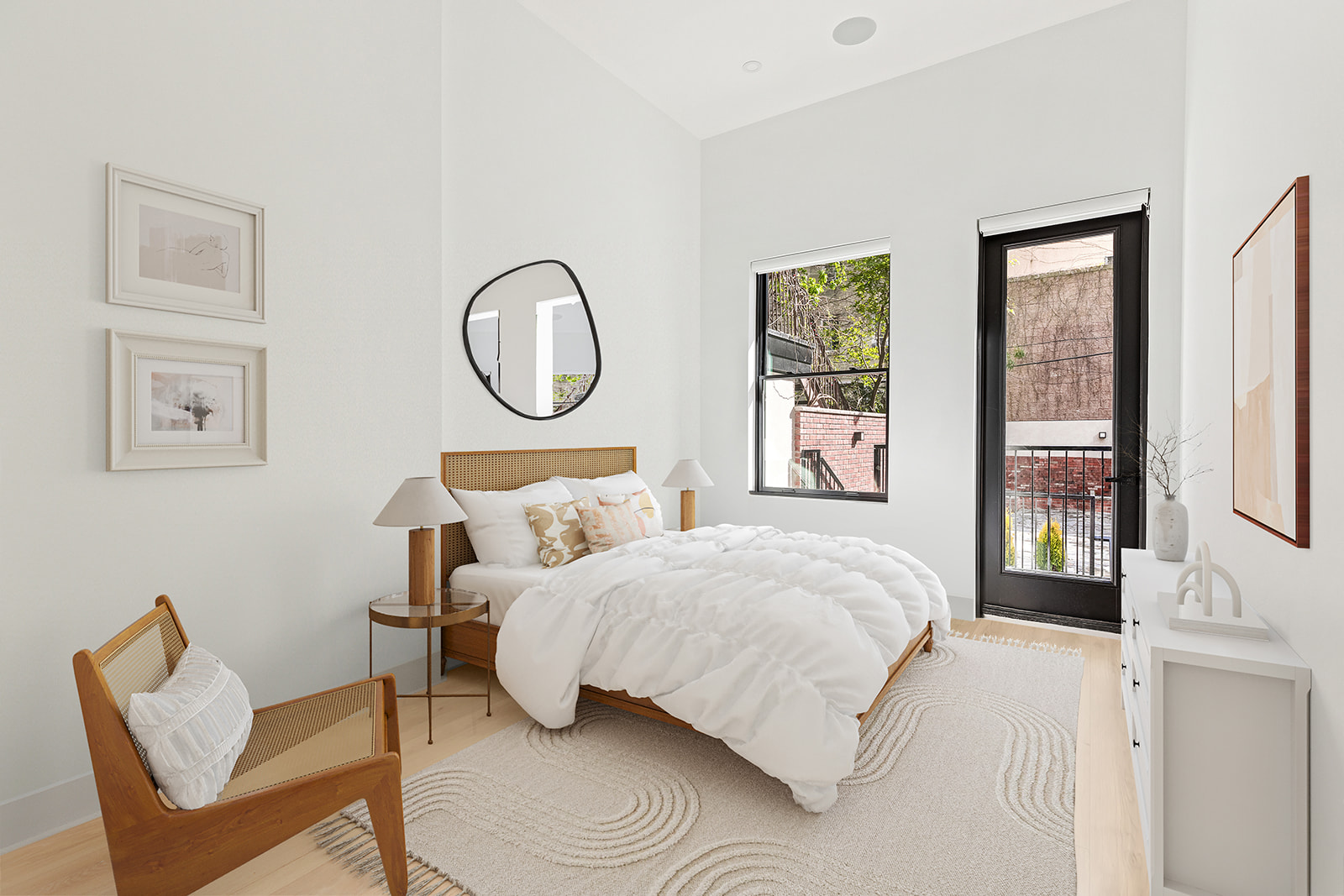 522 State Street — primary bedroom with garden door