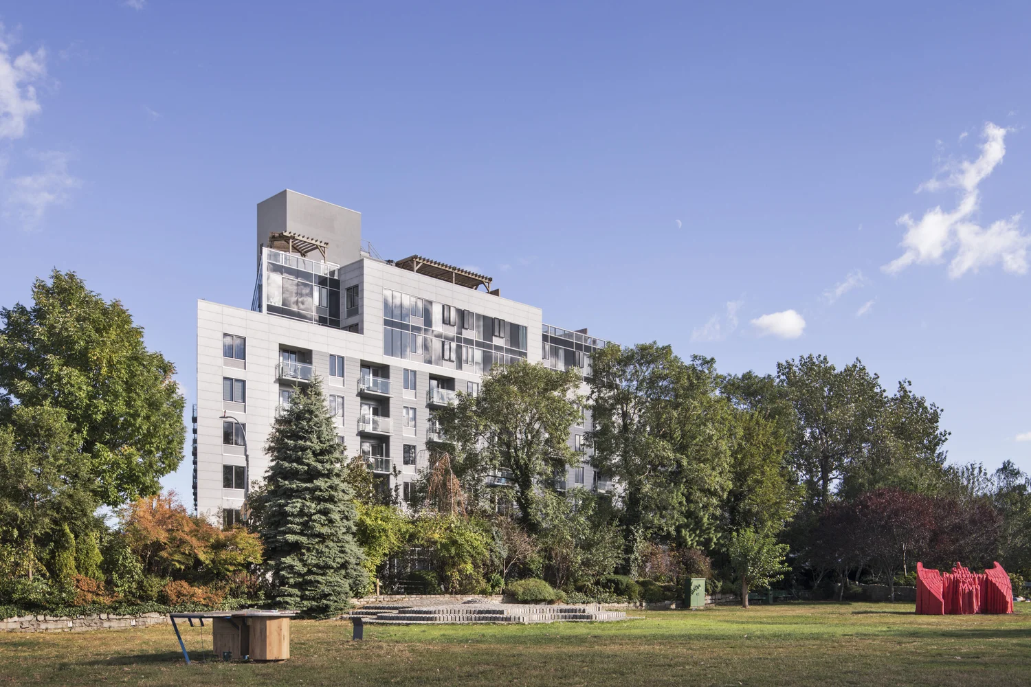 Vernon Tower — residence 0202