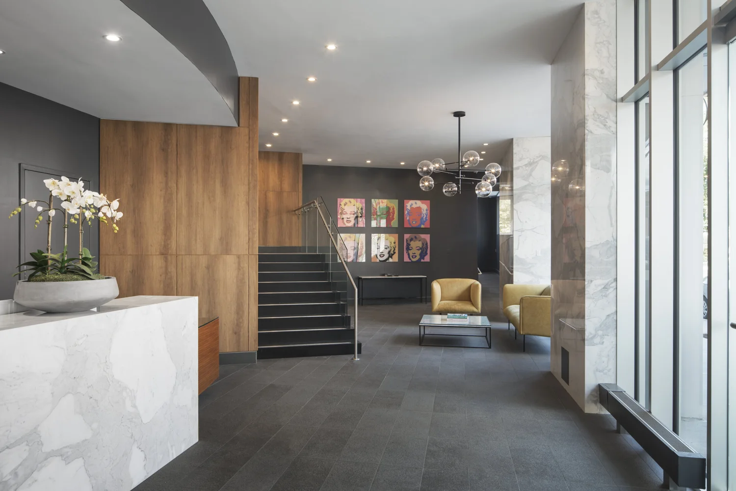 Vernon Tower — residence 0801